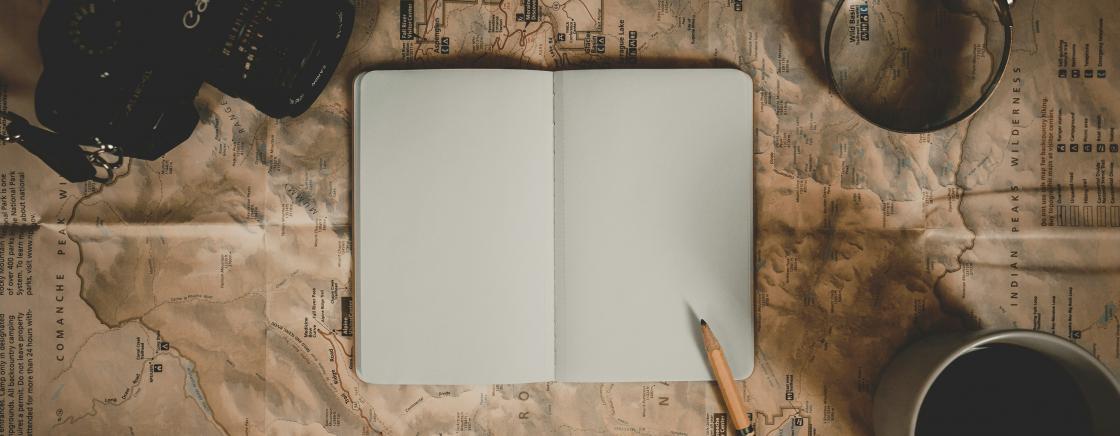 LES INDISPENSABLES DE VOYAGE POUR UN SÉJOUR À PARIS