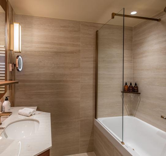 La Bourdonnais - Chambre Exécutive