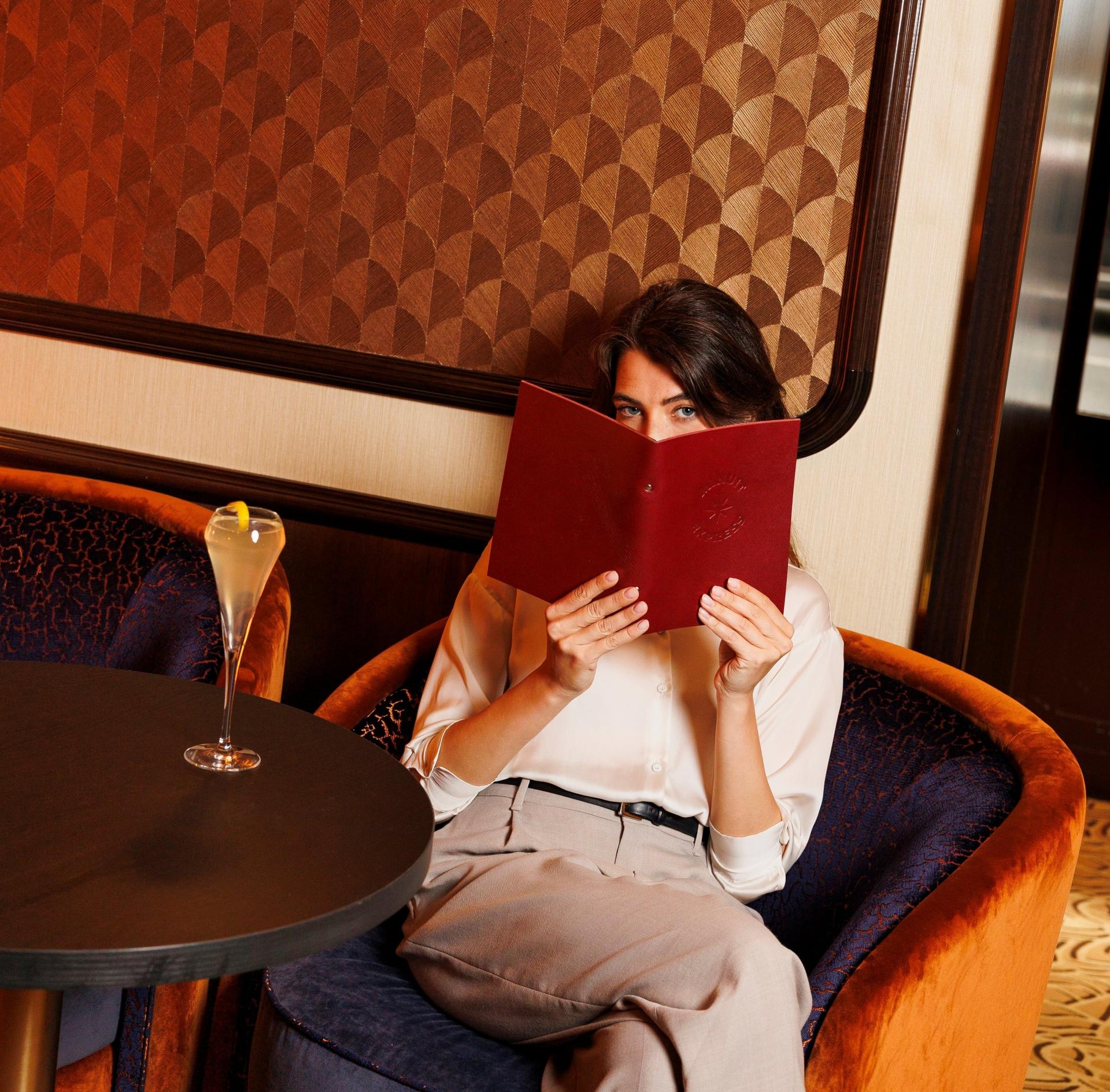 La Bourdonnais - Gloster Bar