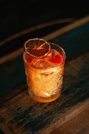 La Bourdonnais - Gloster Bar