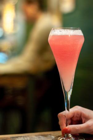 La Bourdonnais - Gloster Bar